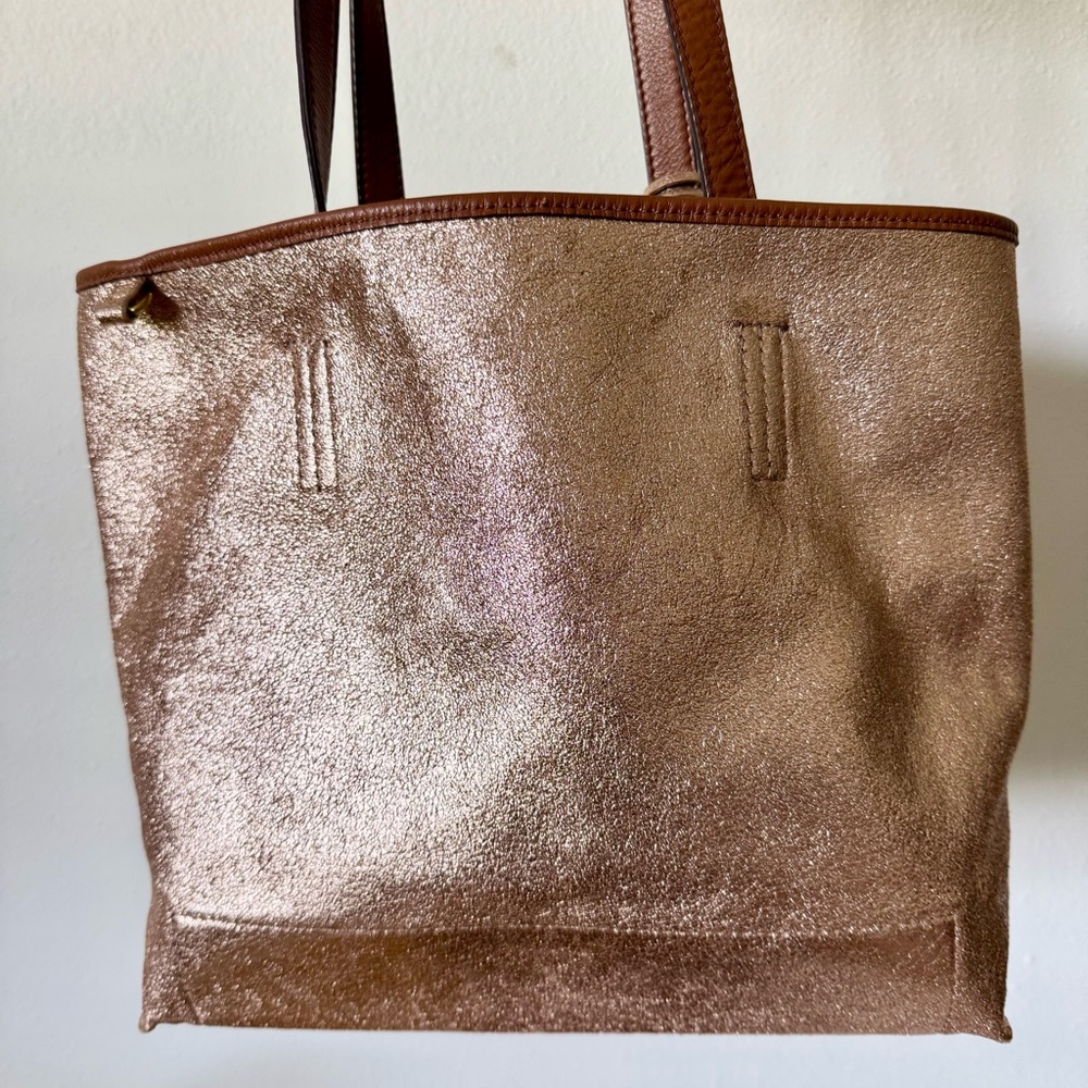 Fossil Reversible Slouchy Brown Tan Leather Metallic Rose Gold Handbag Tote Bag - Picture 11 of 16